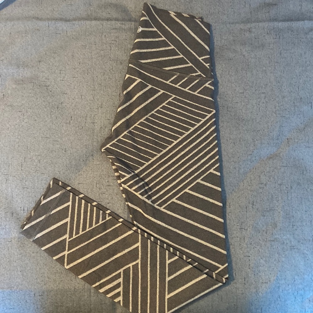 Lululemon rare leggings